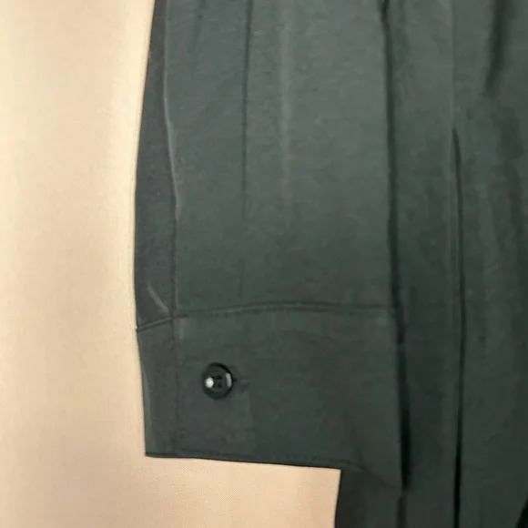 Price Reduction! Women’s long sleeve dress. - Picture 10 of 11